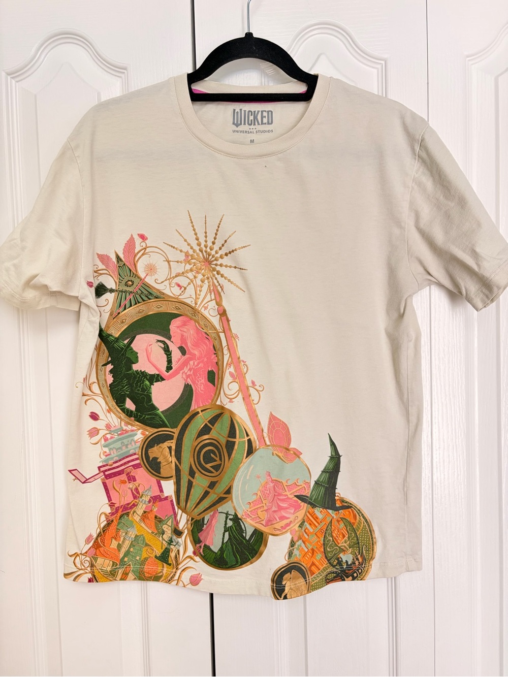 Wicked Universal Studios Short Sleeve Graphic Tee Shirt M